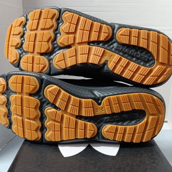 Under Armour UA Charged Verssert 2 Sneakers Men's Size 11 Black 3027178-001 NEW - Picture 8 of 9